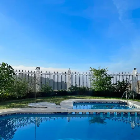 Lodge Con Encanto En Malaga