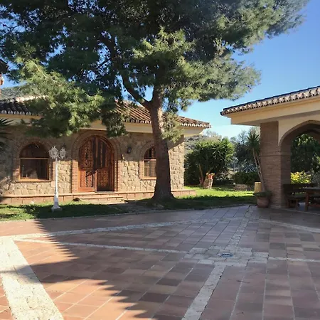 Con Encanto En Lodge